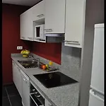 Hotel Acacias & 4*