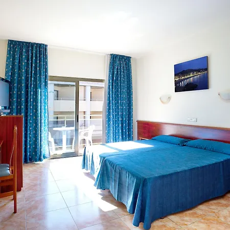 Acacias & * Lloret de Mar