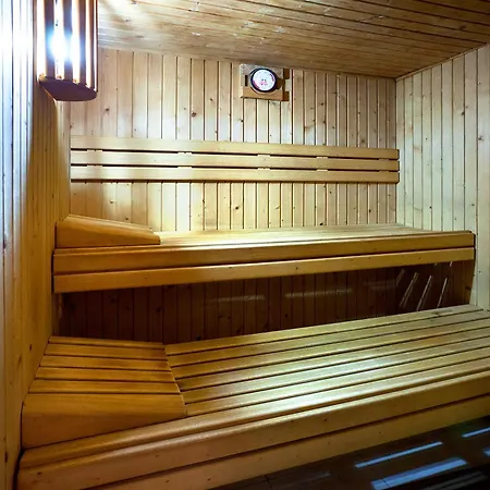 Hotel Acacias &