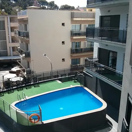 Apartman Acacias & *
