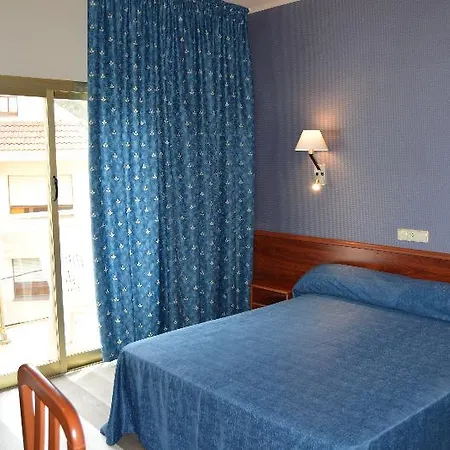 Acacias & * Lloret de Mar