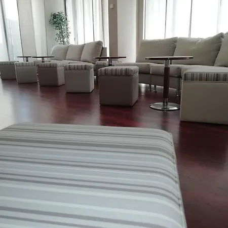 阿加西亚斯套房spa酒店 酒店 4*
