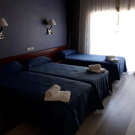 Acacias & يوريت دي مار