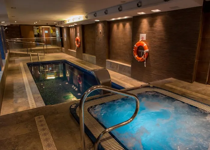 Acacias & 4* Lloret de Mar