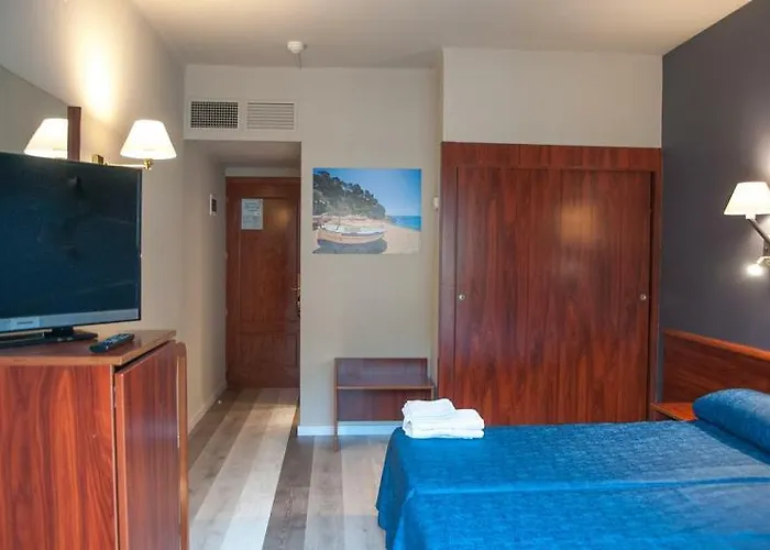 Szálloda Acacias & 4*