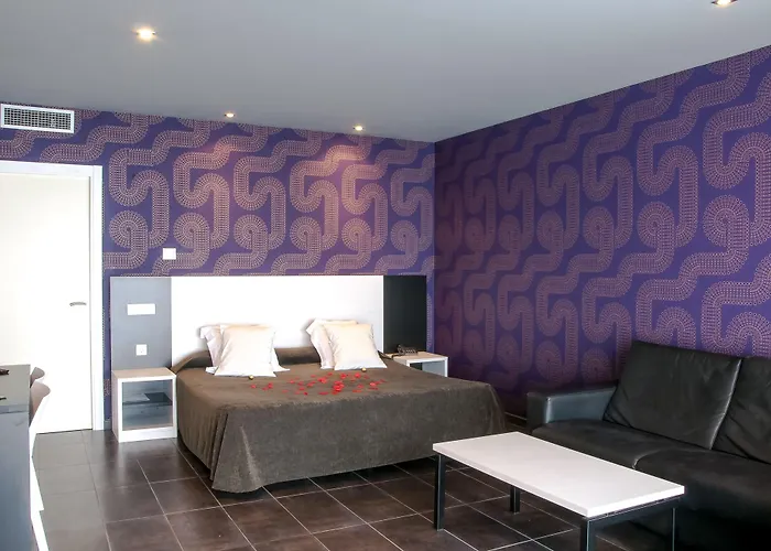 Szálloda Acacias & 4*