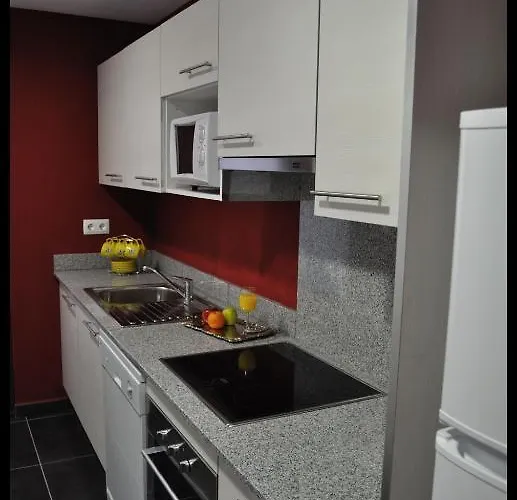 Szálloda Acacias & 4*